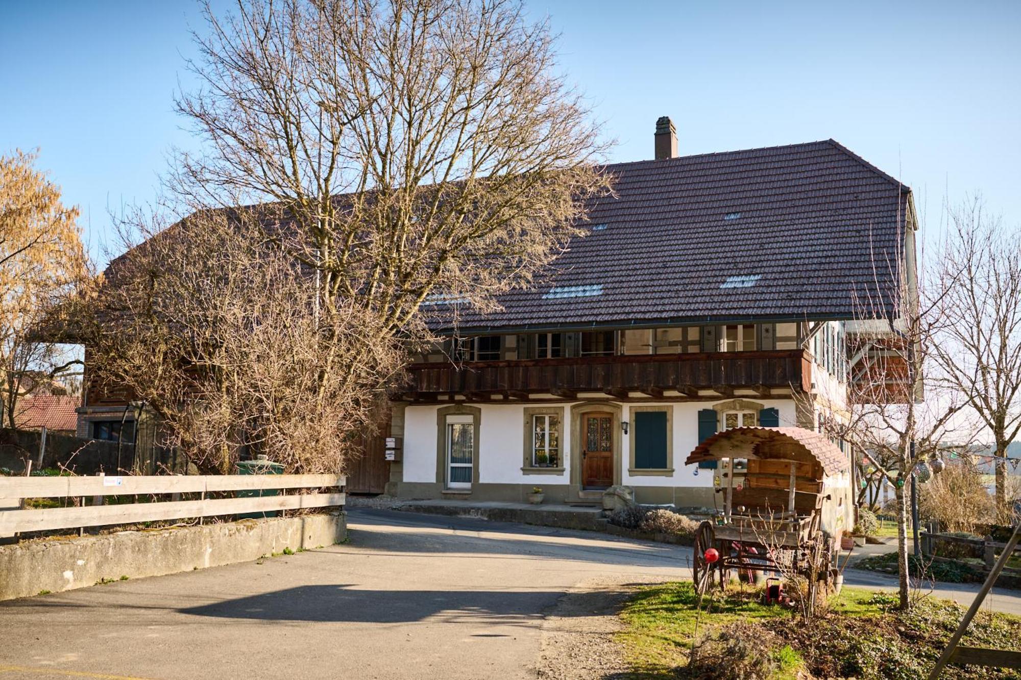 Gruppenunterkunft Mit Billardtisch Und Lamatrekking Meikirch 외부 사진